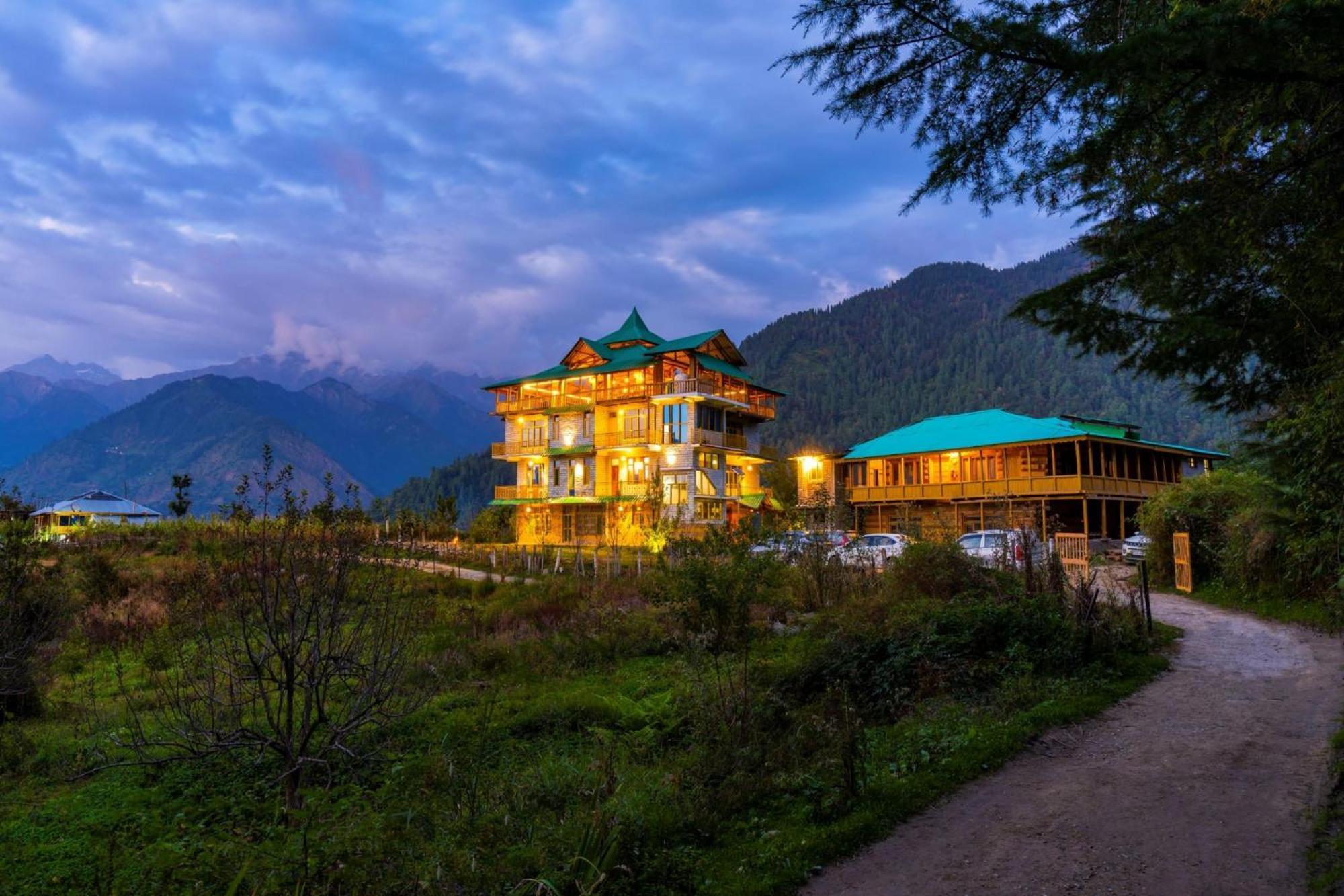 Zostel Shangarh, Kullu Sainj Exterior foto